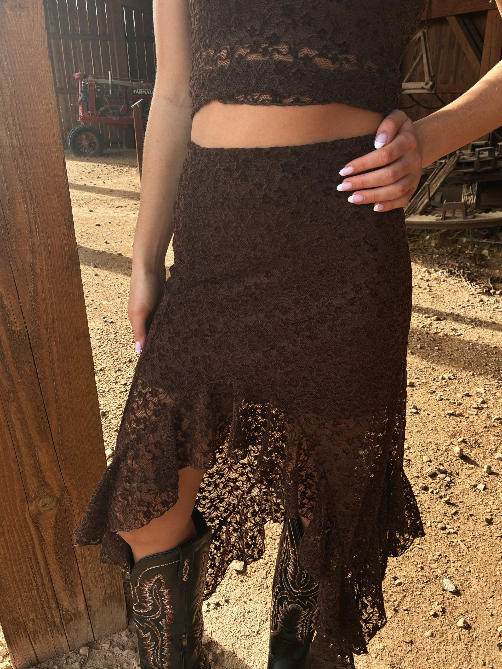 Nectar Clothing brown lace maxi skirt western outfit
